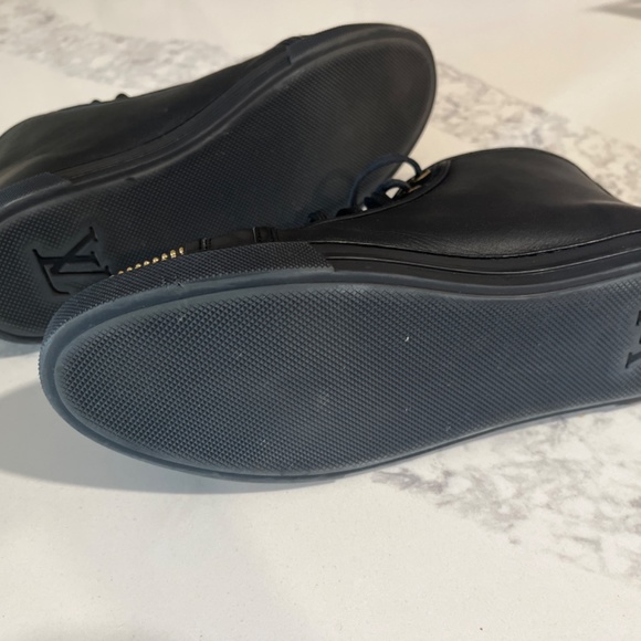 Louis Vuitton sneakers - Picture 4 of 5